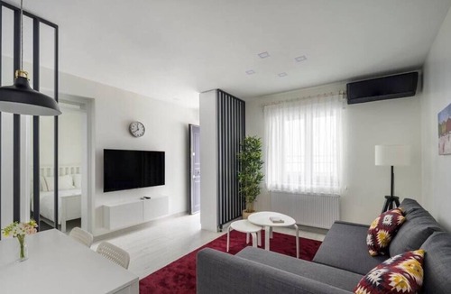 Bebek Apartment | Private Modern 2BR/1Bath Gem w/ Patio! #80