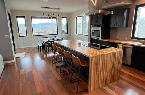 Marshall House | Private Mountain Top Escape with Hot Tub, Theater, Game Room & Fire Pit