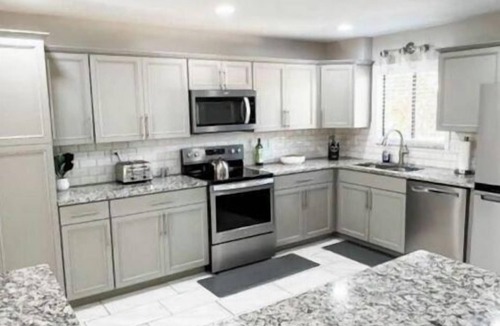 Fruitville House | Private Oasis | 4BR Pool Home | 2 Primary suites