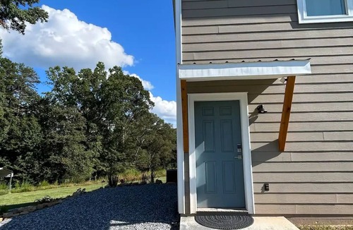 Dahlonega Cottage | Private Oasis conveniently located near Dahlonega, Helen, and Gainesville