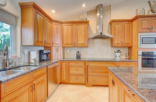Marathon House | PRIVATE OASIS! Vacation Home with a place for Everyone. Book now for summer!