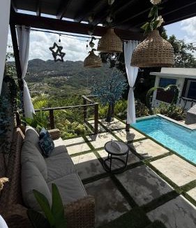 Ciales House | Private Oasis with Jacuzzi & Pool for Two