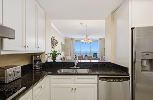 Ono Island Condo | PRIVATE OCEAN FRONT LUXURY, #1 INDIGO E, SEE U SOON!, 187+ 5 STARS, 2 BALCONIES