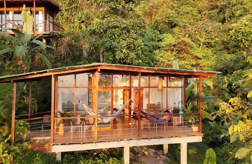 Minca Cabin | Private ocean view cabin on Minca Sintropia sustainable lodge & coffee finca