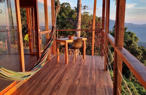 Minca Cabin | Private ocean view cabin on Minca Sintropia sustainable lodge & coffee finca