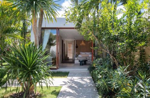 Mushroom Bay Villa | Private Oceanfront Villa Kingfisher - 20m Infinity Pool