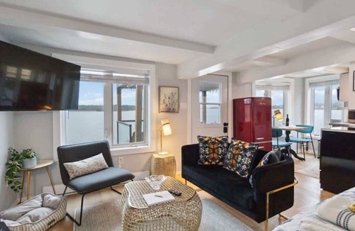 Lunenburg Apartment | Private Oceanfront Suite, Hot Tub & Fireplace