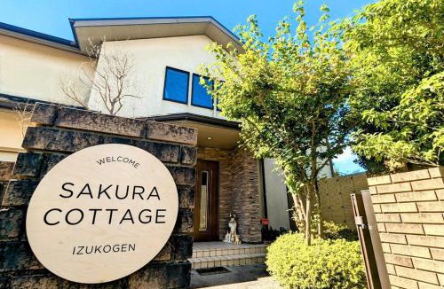 Futo House | Private Open-air Onsen Sakura Cottage Izukogen