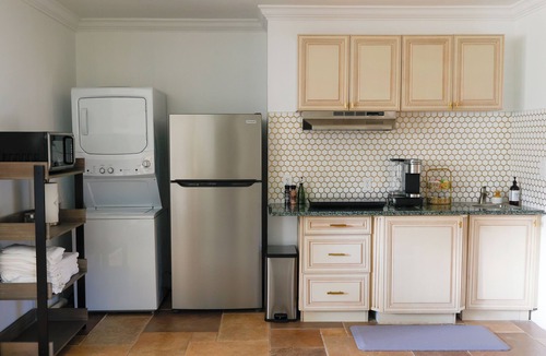 Golden Gate Apartment | Private Paradise - Large, Peaceful Studio w Patio
