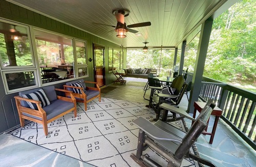 Waynesville House | Private, Peaceful Mountain Getaway next to a mini farm! Blue Rdge Pkwy close by