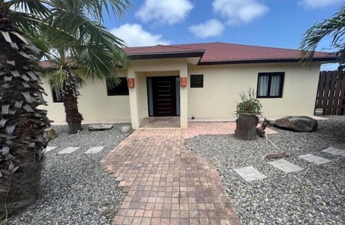 Piedra Plat House | Private Peaceful Paradise on One Happy Island