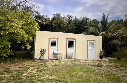 Estate Marys Fancy Cottage | Private peaceful updated Cottage with backyard views.