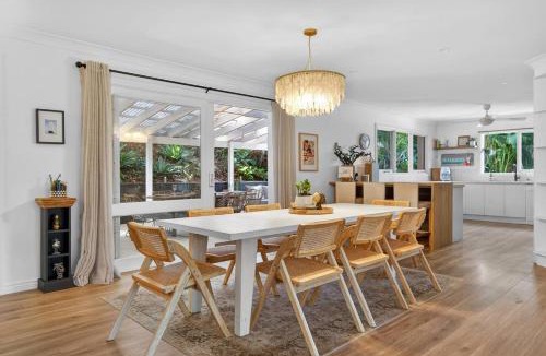 Avalon Beach House | Private & Peaceful - Your Boutique Coastal Retreat