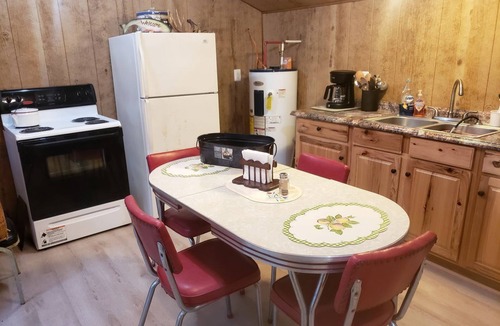 Clear Spring Cabin | Private Pet-Friendly Cabins with Fire Pit for Nature Escapes in Clear Spring, Maryland, for Memorable Family Glamping Trips