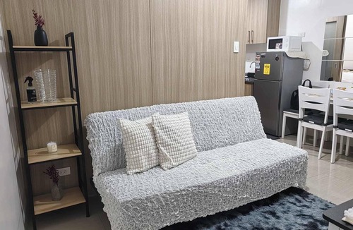 Barangay 76 Condo | Private place 2 BR with Balcony located in prime location in mall of Asia