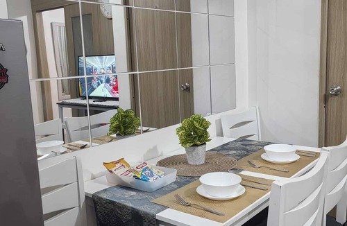 Barangay 76 Condo | Private place 2 BR with Balcony located in prime location in mall of Asia