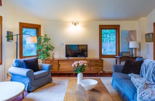 Eastsound House | Private Pond, Dog-Friendly, Peaceful, Golfing