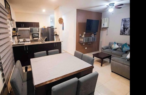 Merida House | Private pool-1 single floor for 6-7 24h security