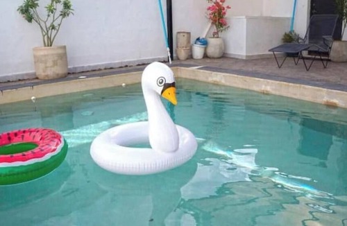 Merida House | Private pool-1 single floor for 6-7 24h security