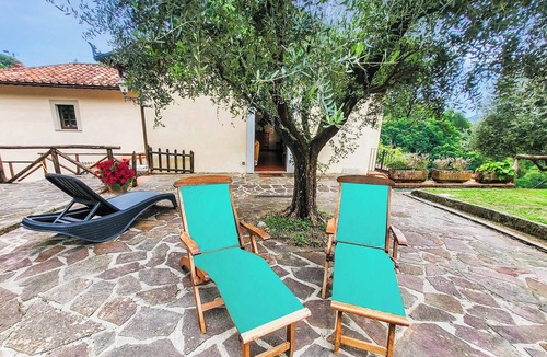 Coreglia Antelminelli Villa | Private Pool, 4 poster, US style fridge, ping pong, electric car charging point