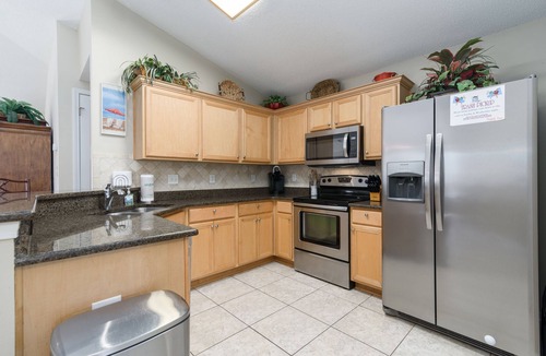 Miramar Beach House | Private Pool & Beach w Beach Service! 3 King bdrms+ bunk rm, Gated Community,