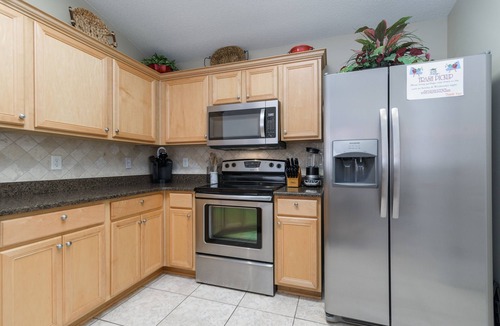 Miramar Beach House | Private Pool & Beach w Beach Service! 3 King bdrms+ bunk rm, Gated Community,