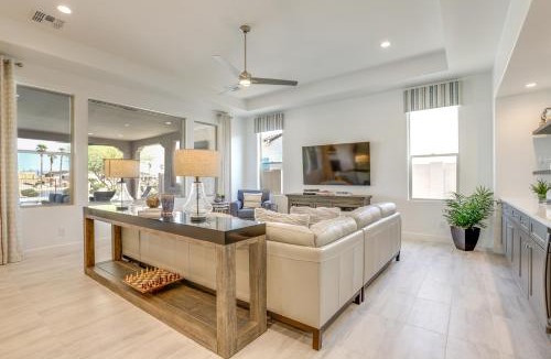 Palm Valley House | Private Pool & Grill: Modern Goodyear Retreat