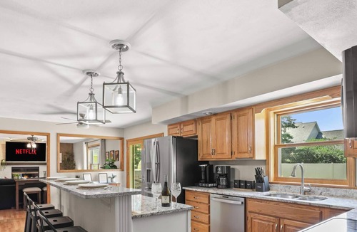 Sun Prairie House | Private Pool - Hot Tub - Sauna - Game Room - Pets