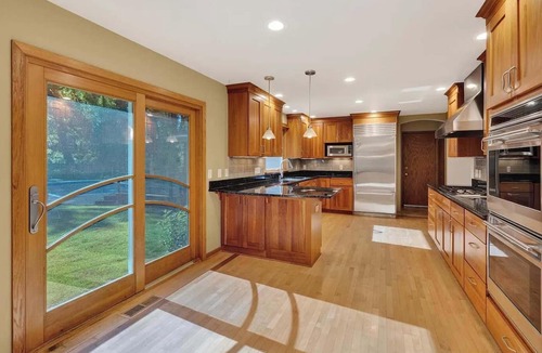 Token Creek House | Private Pool - Hot Tub - Sauna - Game Room - Pets