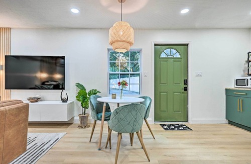Limona Improvement Cottage | Private Pool & Hot Tubs: Luxe Brandon Oasis!