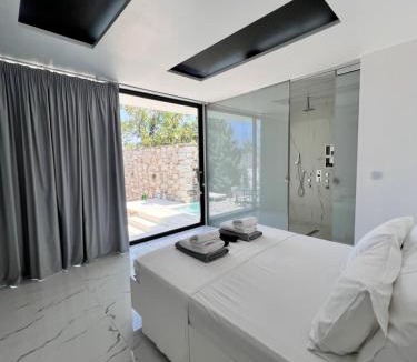 Anavyssos Villa | Private Pool House for 6 by Olivujoj