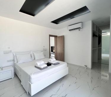 Anavyssos Villa | Private Pool House for 6 by Olivujoj