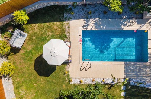 Uzumlu Villa | Private Pool, Jacuzzi, Conservative Honeymoon Villa