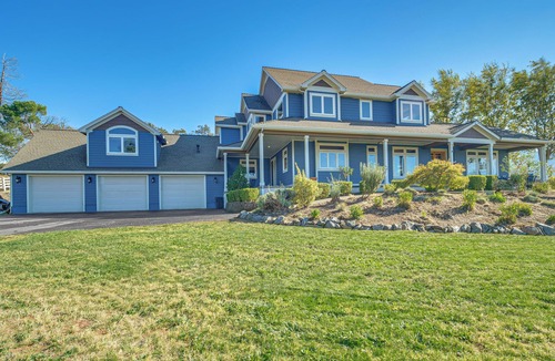 Ashland House | Private Pool & Mtn Views: Stunning Ashland Home