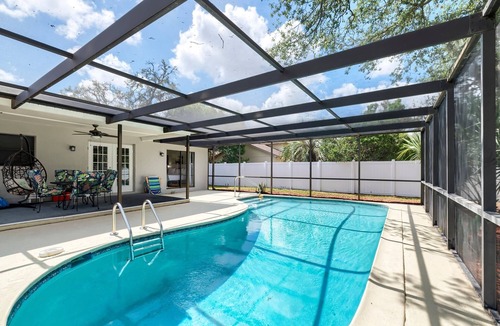 Berkeley Manor House | Private Pool Oasis/Clean & Spacious