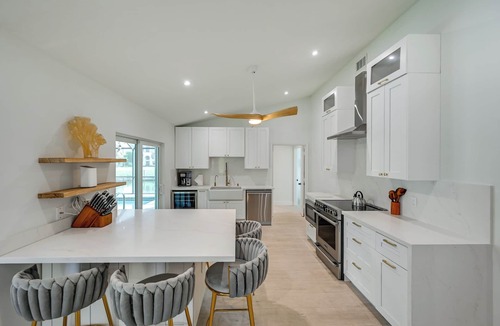 Marco Island Cottage | Private Pool, Patio & Peace: Marco Island Getaway