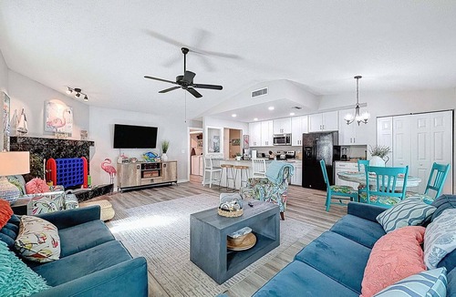 Pinellas Park House | Private Pool Retreat Near Beaches & Downtown St. Pete