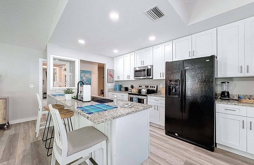 Pinellas Park House | Private Pool Retreat Near Beaches & Downtown St. Pete