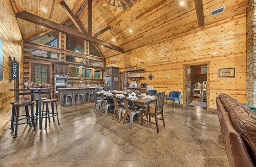 Hochatown Cabin | Private Pool | Sauna | Mini Golf | July 2026