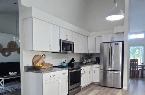 Palma Sola House | Private Pool & Spa - Spacious 4BR Family Home in Bradenton