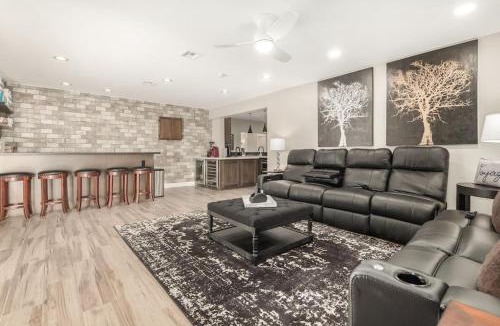 South Scottsdale House | Private Pool & Spa * Steps to Old Town * Sanatized