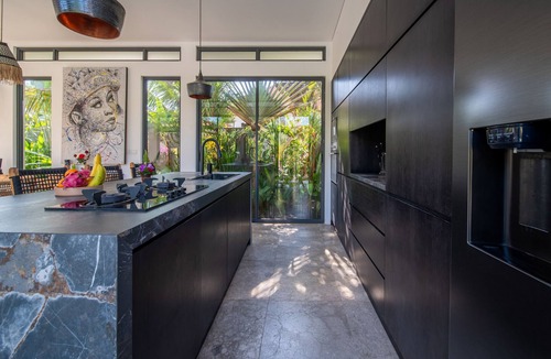 Ungasan Villa | Private Pool | Three Bedrooms | Near Beaches