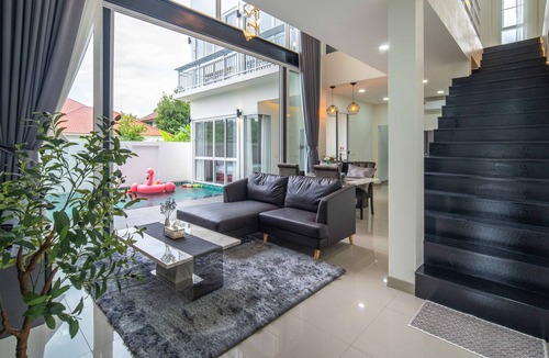Nong Phueng House | Private Pool Villa 5 Bedroom - La Lune Chiang Mai