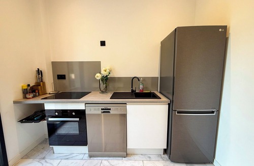 Blois Villa | Private pool villa for up to 8 guests – near Loire Valley castles, 2h from Paris