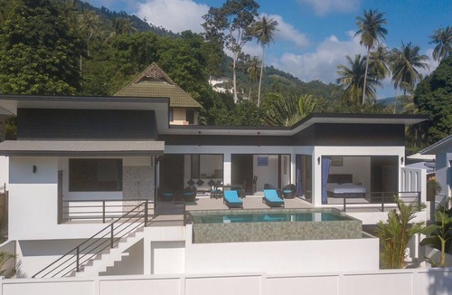 Lamai Villa | Private Pool Villa with Jungle view - 4nbed - Free Parking - 5 min to Beach