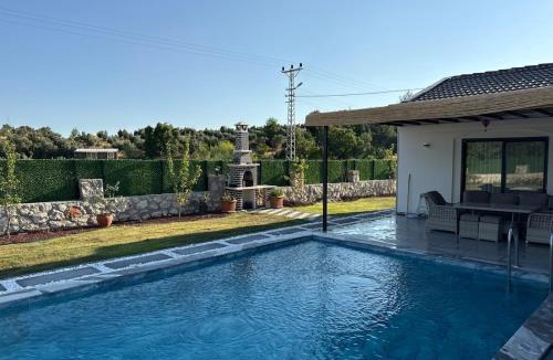 Faralya Villa | Private Pool Villa with Jacuzzi & Garden