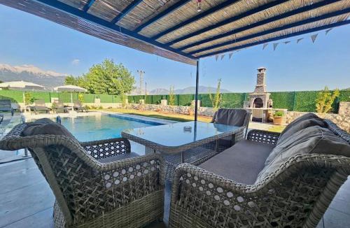 Faralya Villa | Private Pool Villa with Jacuzzi & Garden
