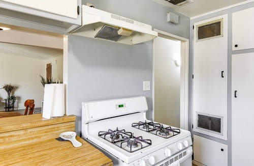 Bakersfield Apartment | Private Pool & Yard! Family Getaway in Bakersfield
