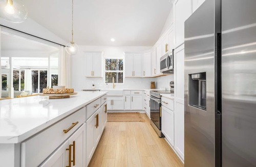 Arlington House | Private, Quiet Pool Retreat Near Mayo, Beaches, & Golf-2550 SF Luxe Stay