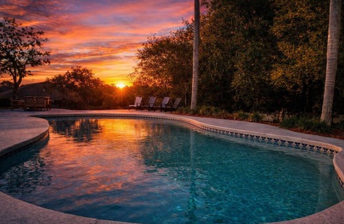 Arlington House | Private, Quiet Pool Retreat Near Mayo, Beaches, & Golf-2550 SF Luxe Stay